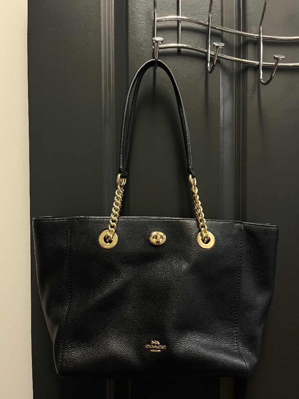 Authentic Coach turnlock pebbled leather small tote